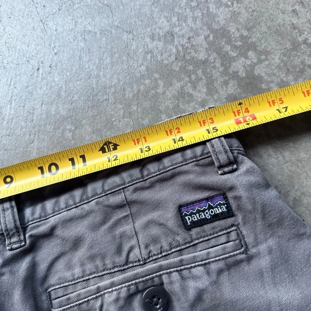 Patagonia Men's Regular Fit Forge Gray Straight Leg Duck Pants Size 32 Outdoors